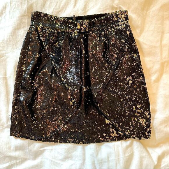Party Skirt! All over sequin skirt in black and gold! - Picture 1 of 5